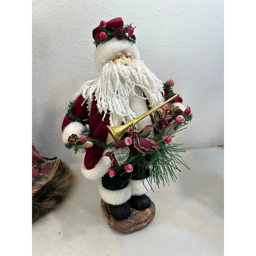 Dan Lee Santa with Berries and  Horn